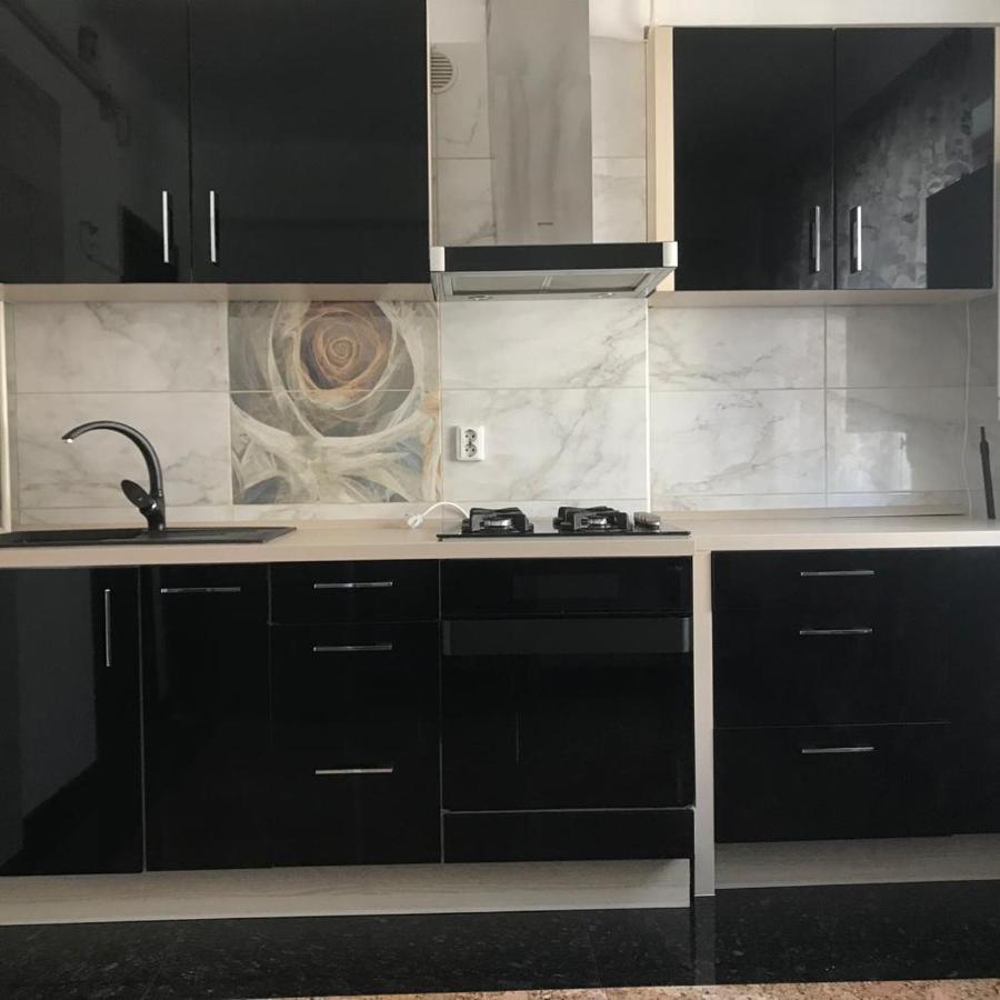 Black&White Studio Ultracentral Craiova Ngoại thất bức ảnh